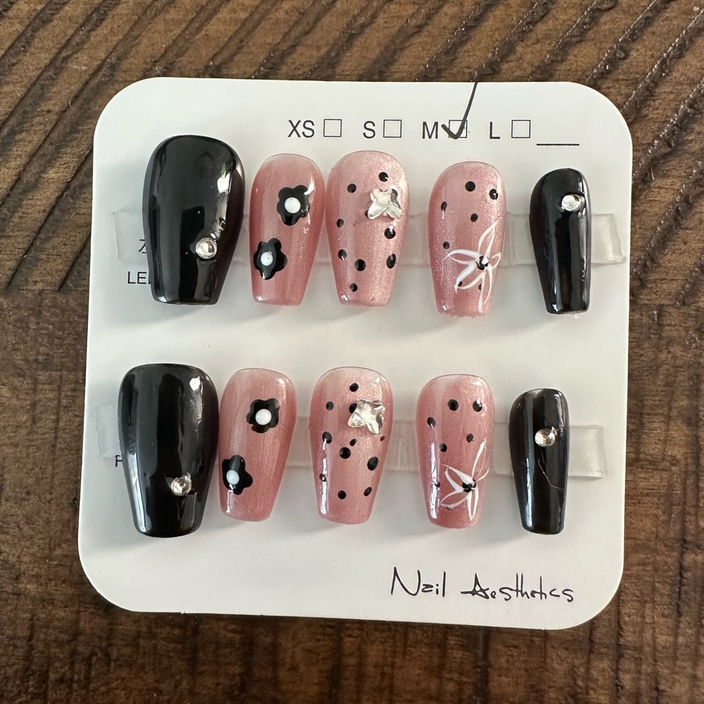 Black and Pink Floral Press On Nail Set